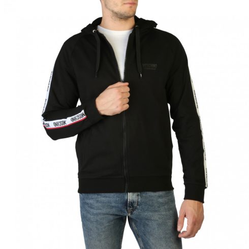 Moschino Férfi Pulóver 1702-8104_A0555 MOST 167488 HELYETT 47126 Ft-ért!